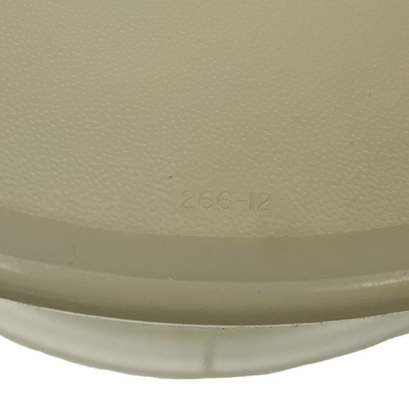 Vintage Tupperware Opaque Storage Container #266-12 and Lid #229-23 Kitchen - Picture 7 of 9